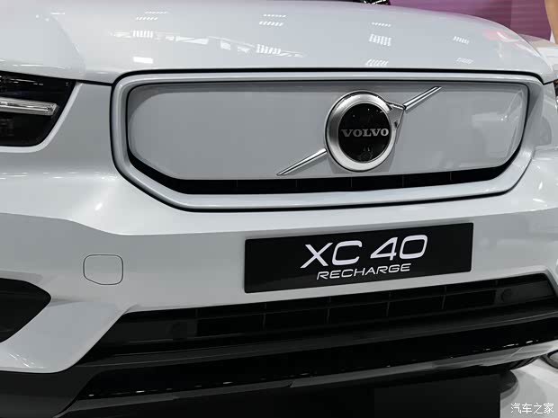 沃尔沃亚太 沃尔沃XC40新能源 2021款 纯电 四驱智雅运动版