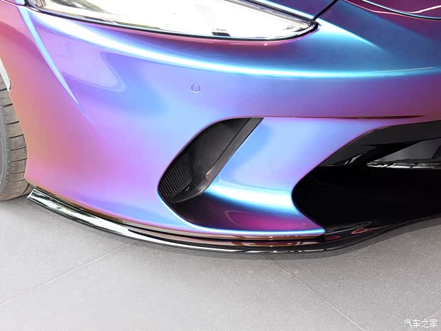 迈凯伦 迈凯伦GT 2022款 霓虹光谱主题