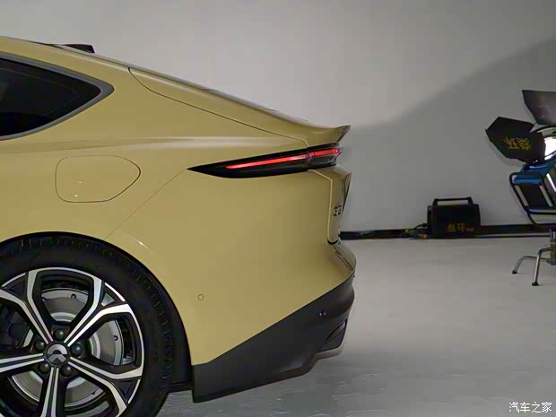 蔚来 蔚来ET5 2022款 75kWh