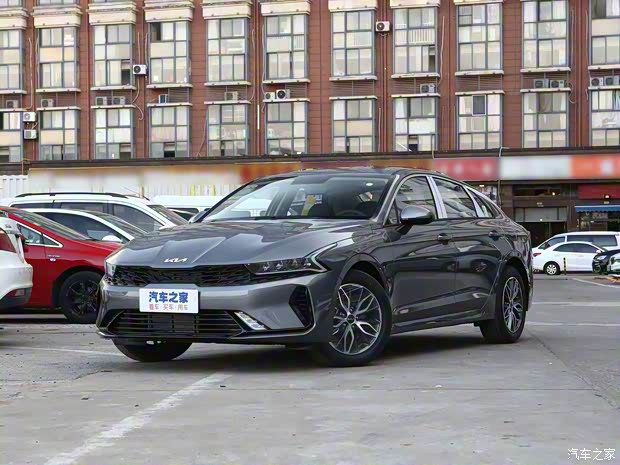 起亞 起亞K5 2021款 270T CVVD 時尚版