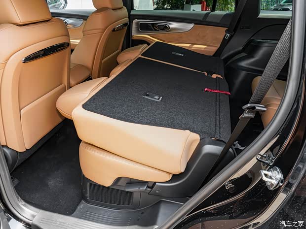 廣汽乘用車 傳祺GS8 2024款 雙擎版高配