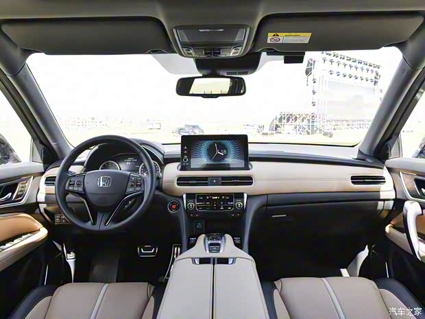 东风本田 本田UR-V 2023款 370TURBO 四驱尊耀版 东风本田 本田UR-V 2023款 370TURBO 四驱尊耀版