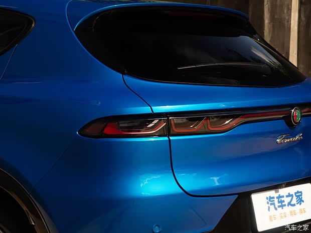 阿尔法·罗密欧 Tonale托纳利 2023款 基本型 阿尔法·罗密欧 Tonale托纳利 2023款 基本型