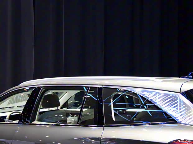 上汽集團(tuán) 榮威RX9 2022款 2.0T 基本型