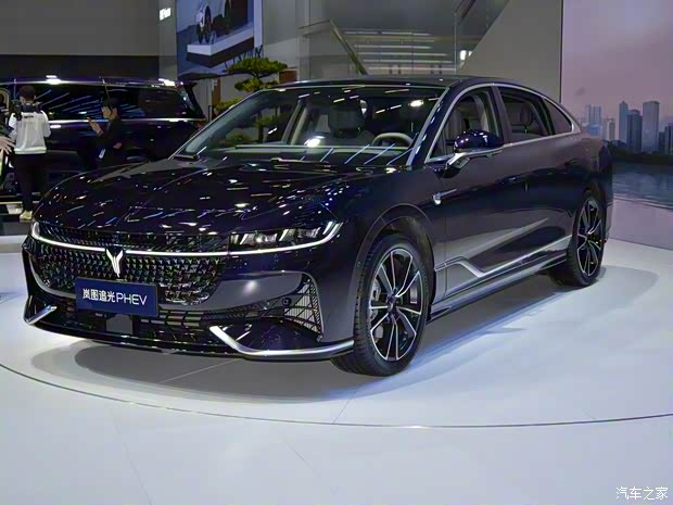 岚图汽车 岚图追光 2024款 PHEV 超长续航版 岚图汽车 岚图追光 2024款 PHEV 超长续航版