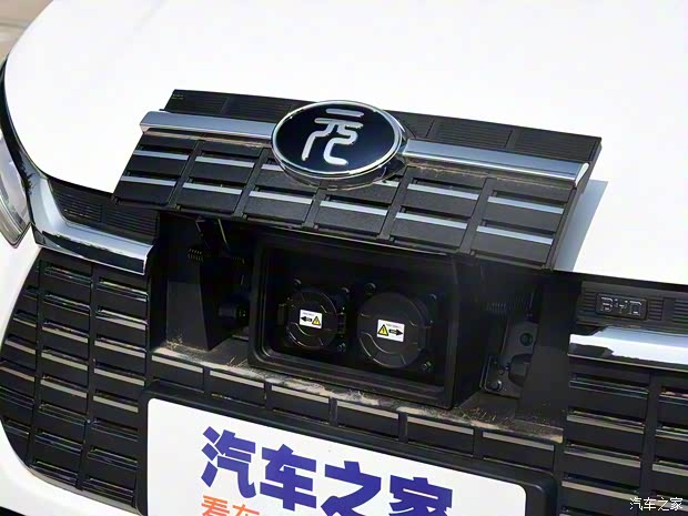 比亚迪 元新能源 2019款 改款 EV360 智联悦尚型