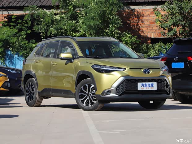 广汽丰田 锋兰达 2022款 2.0L CVT尊贵版