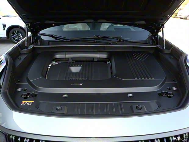 領(lǐng)克 領(lǐng)克09 2021款 2.0T Halo 六座