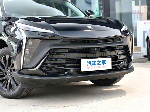 東風(fēng)風(fēng)行 風(fēng)行T5 EVO 2023款 狂飚版 1.5TD DCT鉑金款