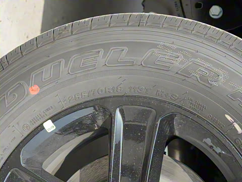 2022款 2.0T 高地四门版 2022款 2.0T 高地四门版