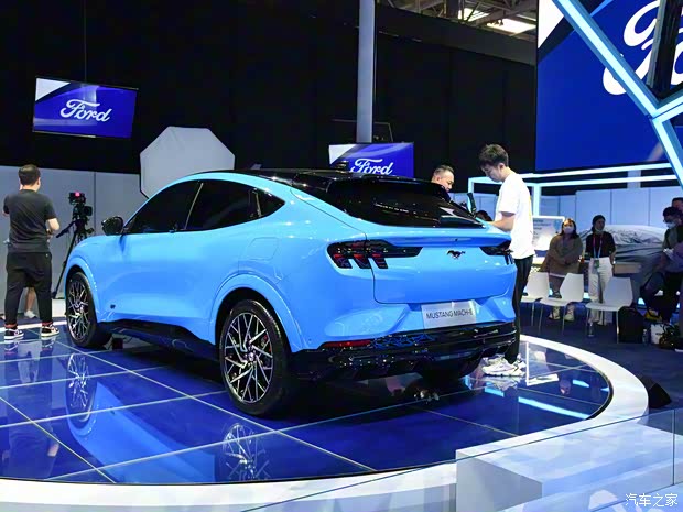 福特(进口) Mustang Mach-E 2020款 基本型 福特(进口) Mustang Mach-E 2020款 基本型