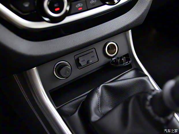 江西五十鈴 瑞邁 2019款 瑞邁S 2.5T四驅(qū)柴油超豪華款加長版JE4D25Q5A