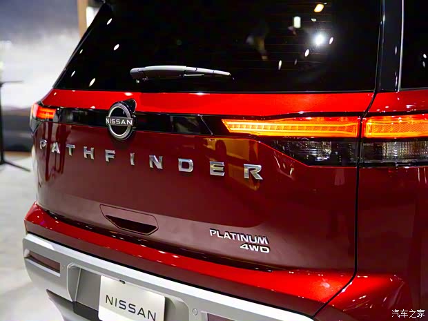 日产(进口) Pathfinder 2021款 3.5L Platinum 4WD 美国版