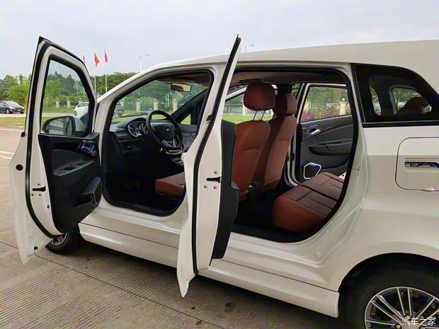 恒润汽车 恒润H23 2023款 基本型 恒润汽车 恒润H23 2023款 基本型