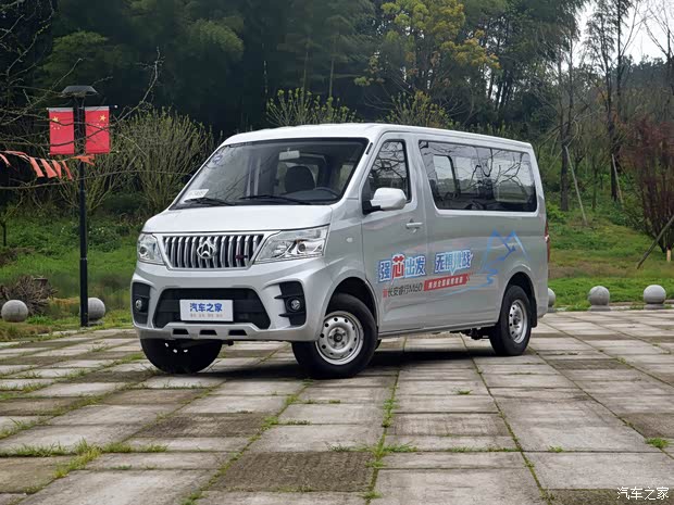 長安凱程 長安睿行M60 2023款 1.5L GDI精英型客車6/7座