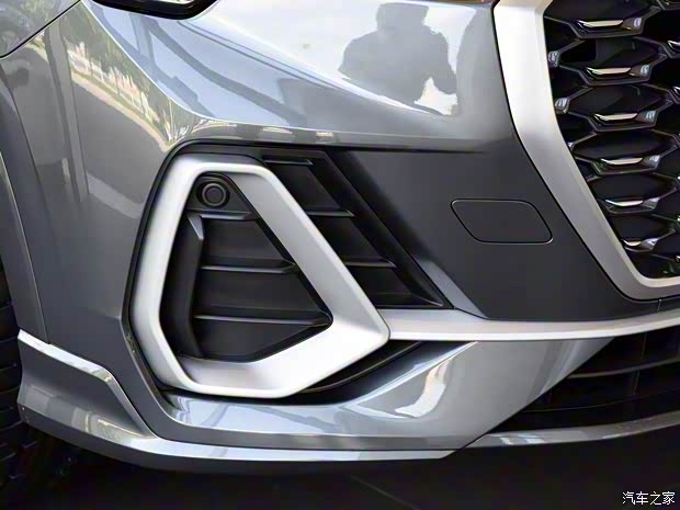 一汽-大众奥迪 奥迪Q3 2020款 Sportback 40 TFSI 时尚型 一汽-大众奥迪 奥迪Q3 2020款 Sportback 40 TFSI 时尚型