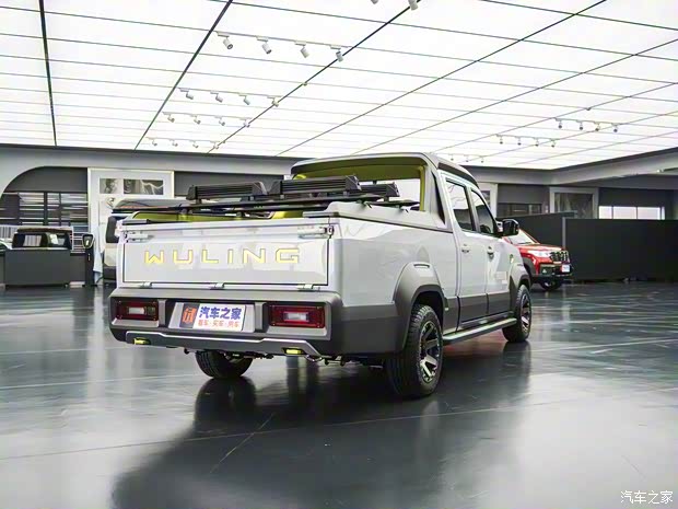 上汽通用五菱 五菱征途 2021款 御寒征途版