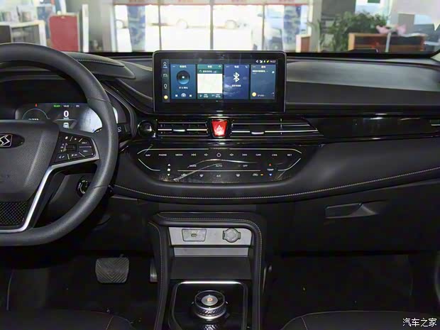 江汽集团 思皓E40X 2021款 金甲版 江汽集团 思皓E40X 2021款 金甲版