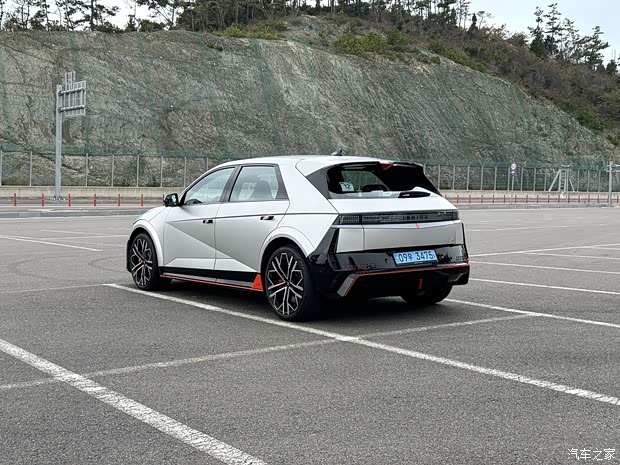 现代N IONIQ 5 N 2023款  N 现代N IONIQ 5 N 2023款  N