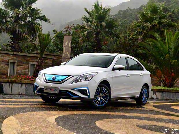 東風(fēng)風(fēng)行 風(fēng)行S50EV 2019款 旗艦型