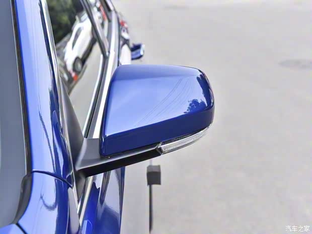 上汽通用凯迪拉克 凯迪拉克CT4 2022款 28T 豪华型