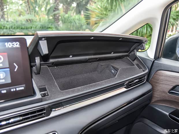 广汽本田 奥德赛 2022款 e:HEV 顶配版