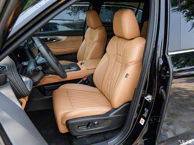 廣汽乘用車 傳祺GS8 2024款 雙擎版高配