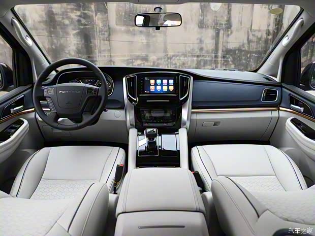 東風風行 風行M7 2022款 領(lǐng)爵款 2.0T 自動侯爵版