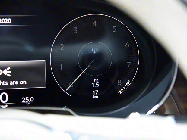 賓利 添越 2021款  4.0T V8