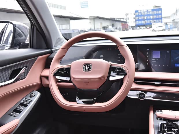 长安汽车 长安CS75 PLUS 2023款 第三代 1.5T 自动尊贵型 长安汽车 长安CS75 PLUS 2023款 第三代 1.5T 自动尊贵型