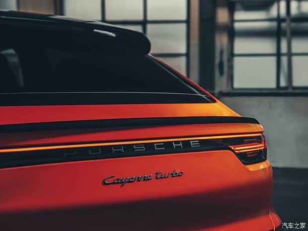 保时捷 Cayenne 2019款 Cayenne Turbo Coupé 4.0T