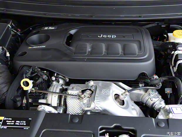 广汽菲克Jeep 大指挥官 2018款 2.0T 四驱尊享导航版