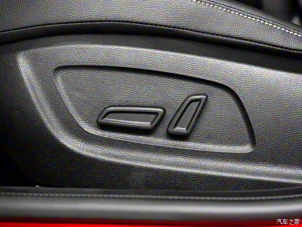 上汽集團(tuán) 榮威i6 2019款 PLUS 1.6L CVT 4G互聯(lián)榮耀旗艦版