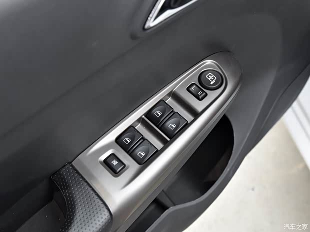 海馬汽車 海馬E3 2018款 時尚版
