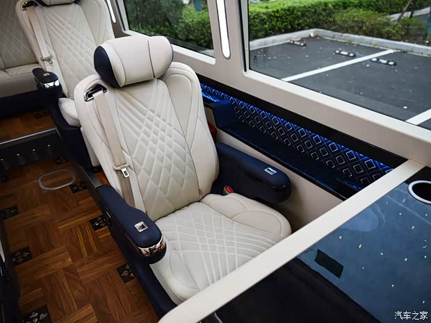 宇通客車 宇通T7 2021款 3.5T汽油定制星河版35LGTDI