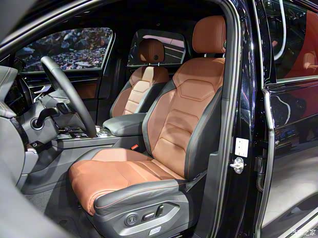 大眾(進(jìn)口) 途銳 2020款 3.0TSI 銳尊版 國VI