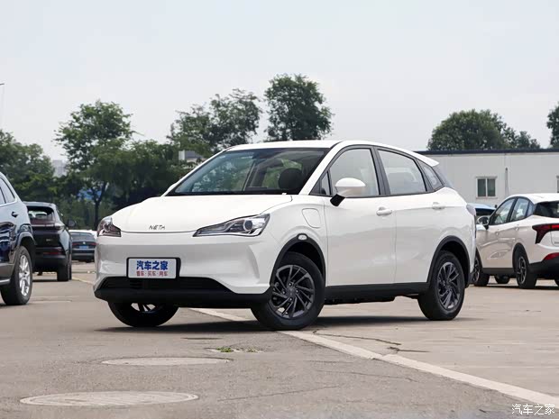 合众汽车 哪吒V 2022款 基础驾培版 合众汽车 哪吒V 2022款 基础驾培版