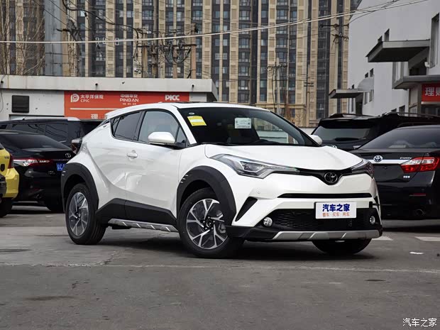 广汽丰田 丰田C-HR 2018款 2.0L 酷越豪华天窗版 国V
