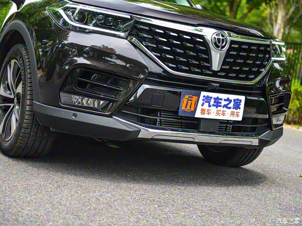 华晨中华 中华V7 2018款 280T DCT旗舰型 5座