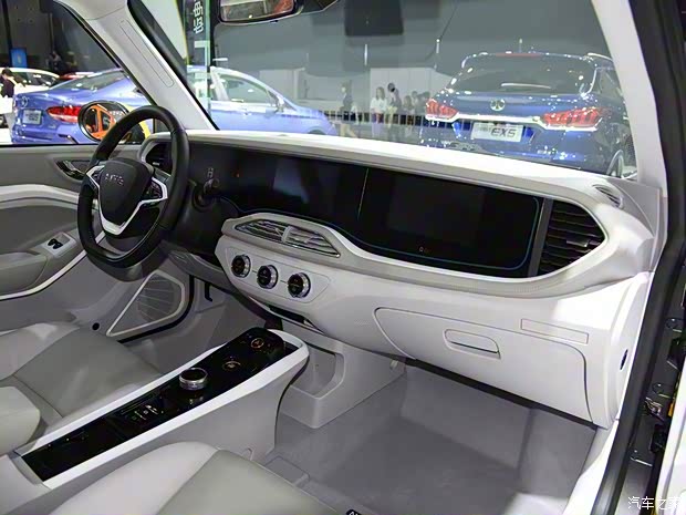 北汽新能源 LITE 2019款 基本型 北汽新能源 LITE 2019款 基本型