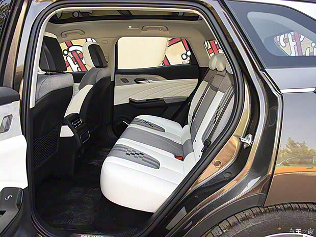 一汽奔騰 奔騰E01 2020款 基本型