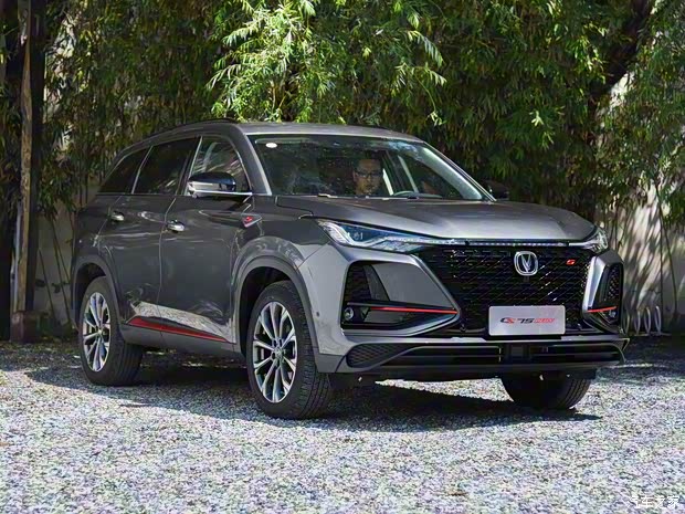 长安汽车 长安CS75 PLUS 2019款 360T 自动基本型 长安汽车 长安CS75 PLUS 2019款 360T 自动基本型