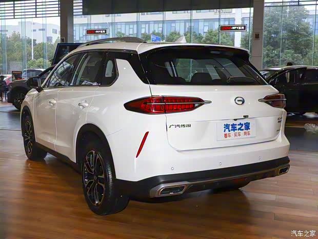 广汽乘用车 传祺GS4 PLUS 2021款 270T 自动星耀版