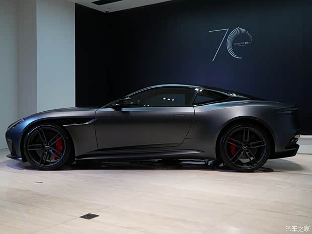 阿斯顿·马丁 阿斯顿·马丁DBS 2019款 DBS Superleggera