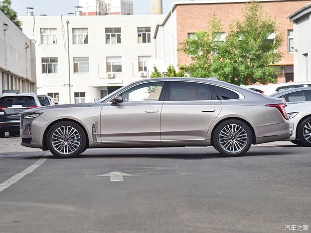 一汽红旗 红旗H9 2020款 2.0T 智联旗畅版 一汽红旗 红旗H9 2020款 2.0T 智联旗畅版