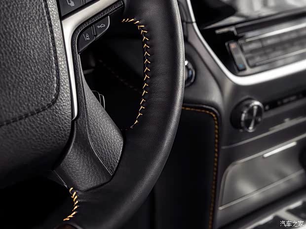 丰田(进口) 兰德酷路泽(进口) 2019款 Heritage Edition 丰田(进口) 兰德酷路泽(进口) 2019款 Heritage Edition