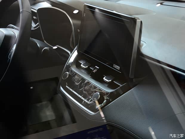 一汽丰田 卡罗拉锐放 2022款 基本型