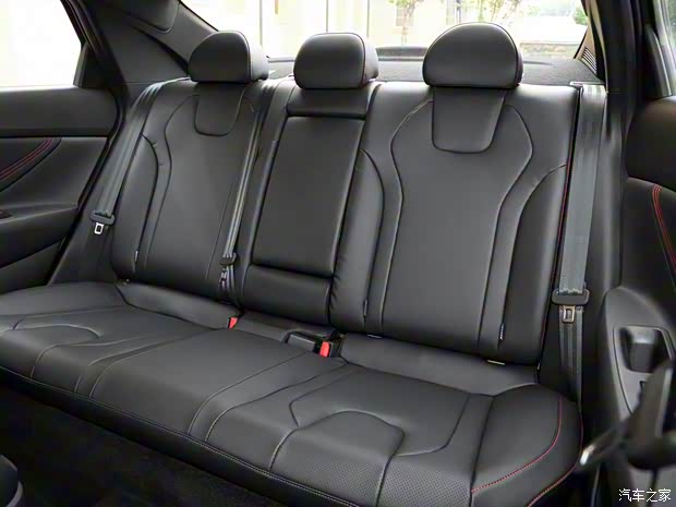 北京现代 伊兰特 2024款 240TGDi DCT N Line版 北京现代 伊兰特 2024款 240TGDi DCT N Line版