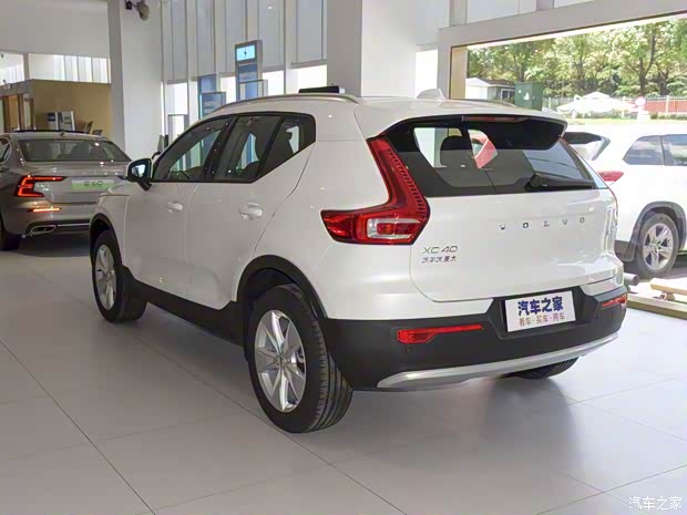 沃爾沃亞太 沃爾沃XC40 2023款 B3 智行時尚版