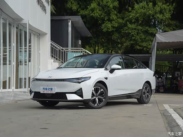 小鹏汽车 小鹏P5 2022款 550P 小鹏汽车 小鹏P5 2022款 550P